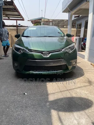 Toyota Corolla 2016 Green