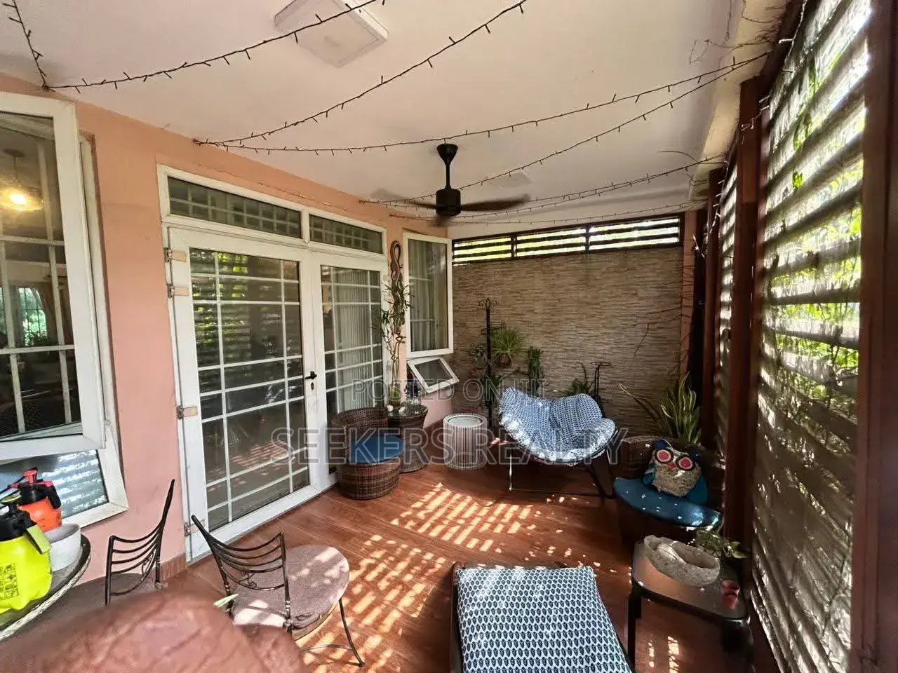 Furnished 3bdrm House in Seekers Realty, Coffee Shop Area for rent