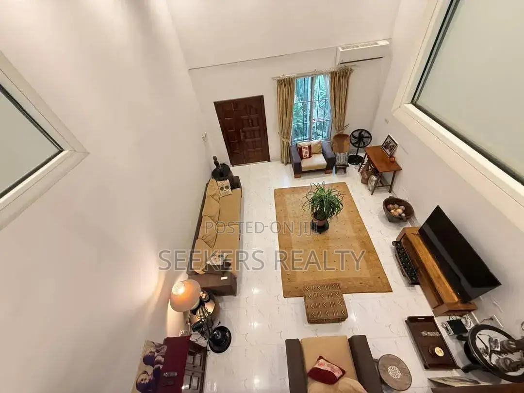Furnished 3bdrm House in Seekers Realty, Coffee Shop Area for rent