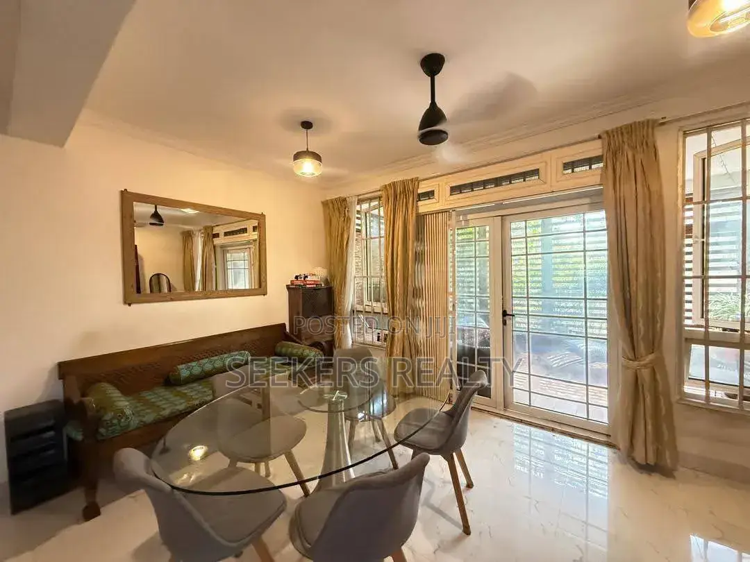 Furnished 3bdrm House in Seekers Realty, Coffee Shop Area for rent