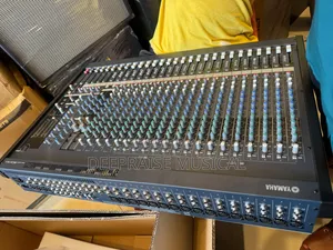 Yamaha Mg24 Channel Mixer