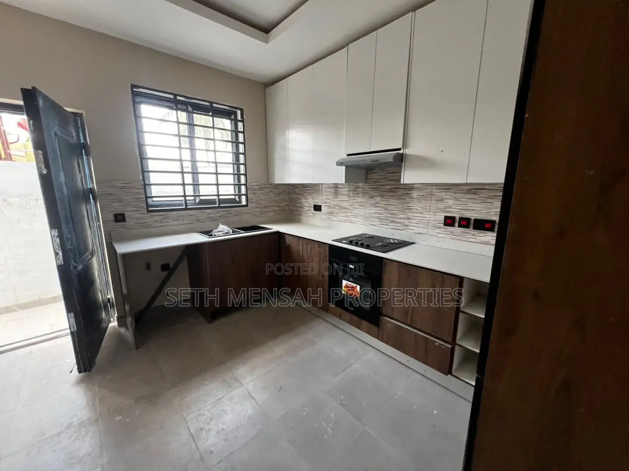3bdrm House in 3 Bedroom House For, Baatsona Total for sale