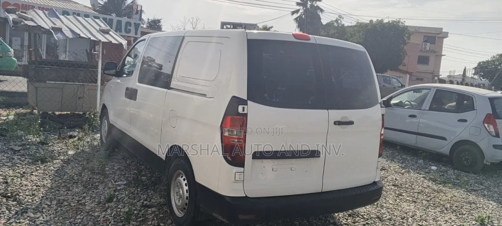 Hyundai H1 2.4 GLS 2012 White