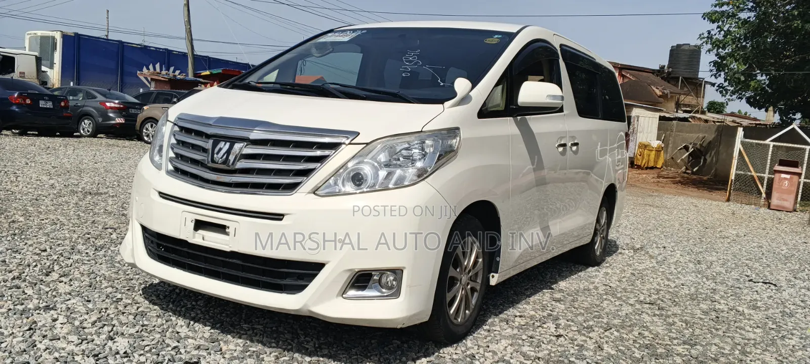 Toyota Alphard 2.4 Petrol FWD 2013 White