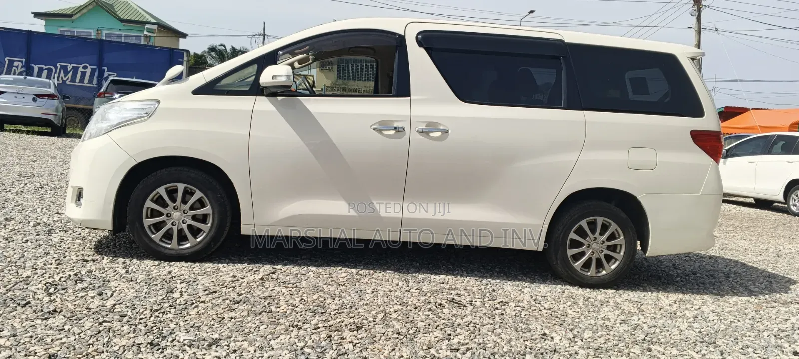 Toyota Alphard 2.4 Petrol FWD 2013 White