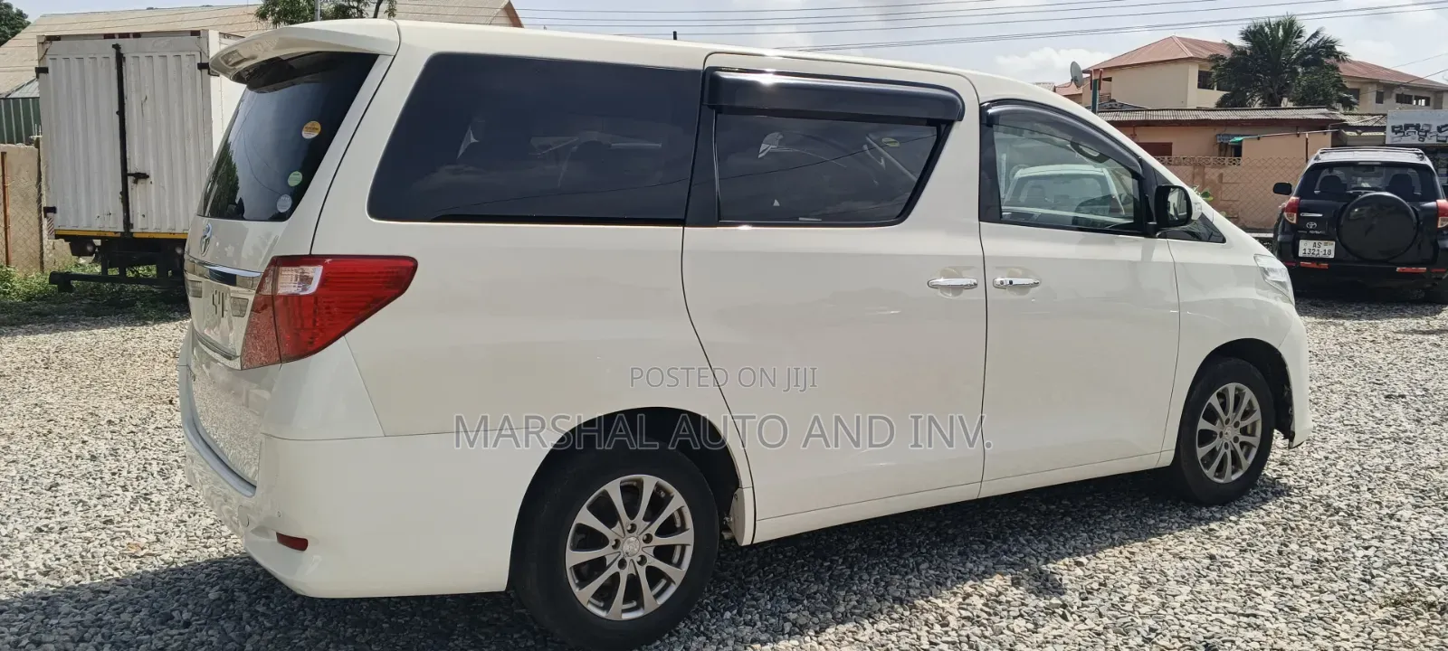 Toyota Alphard 2.4 Petrol FWD 2013 White