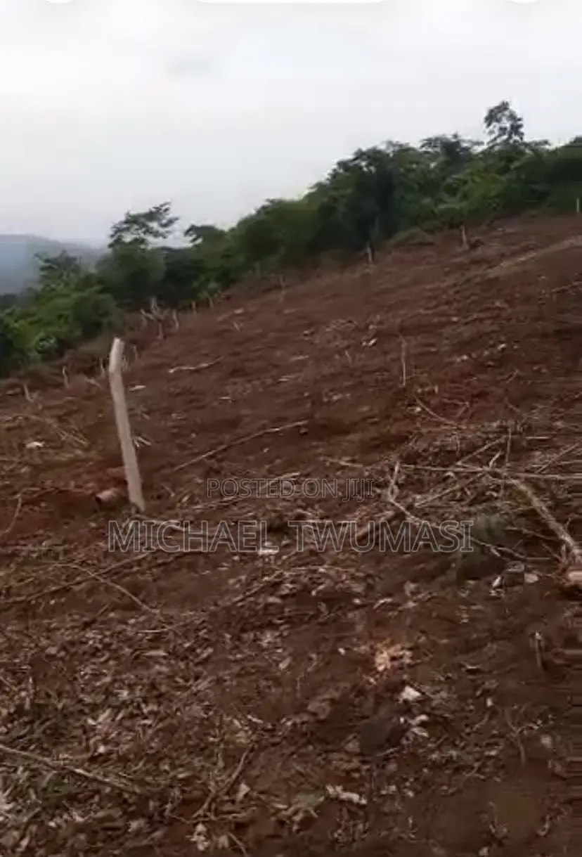 Registered Land for Sale: Aburi - Obosomase