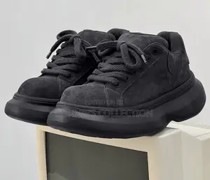 Black Leather Mirror Derby Shoe