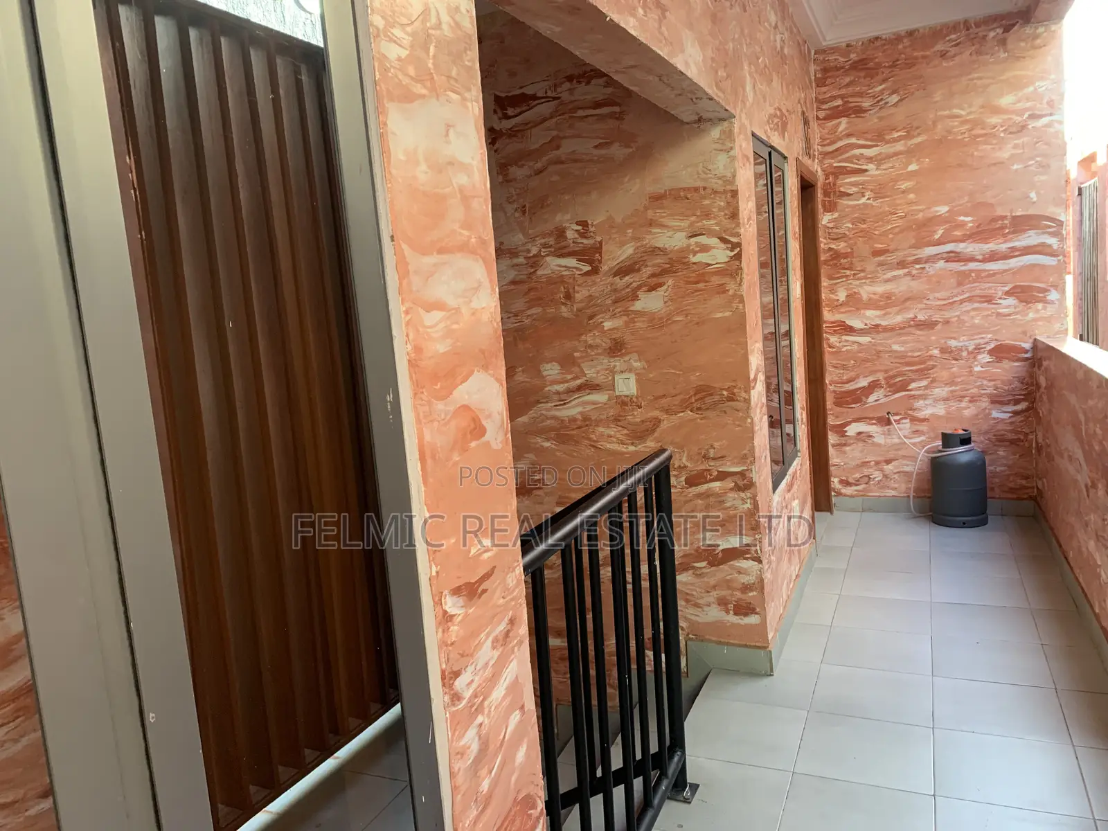 1bdrm Apartment in Felmic Real Estate for rent