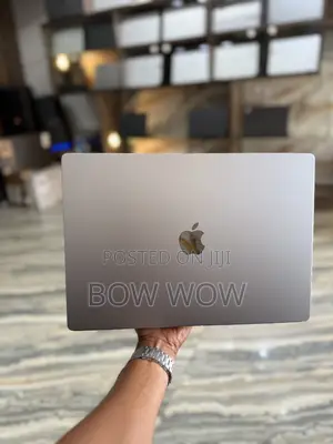 Laptop Apple MacBook Pro 2021 M1 16GB Apple M1 Pro SSD 1T