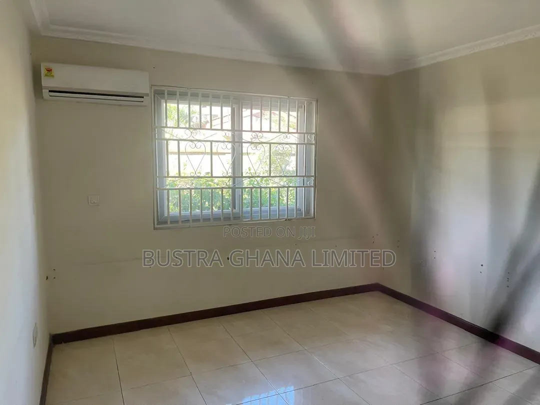 11bdrm House in Cantonment, US Embassy Area for rent