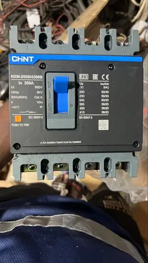250a CHNT Breaker 4p