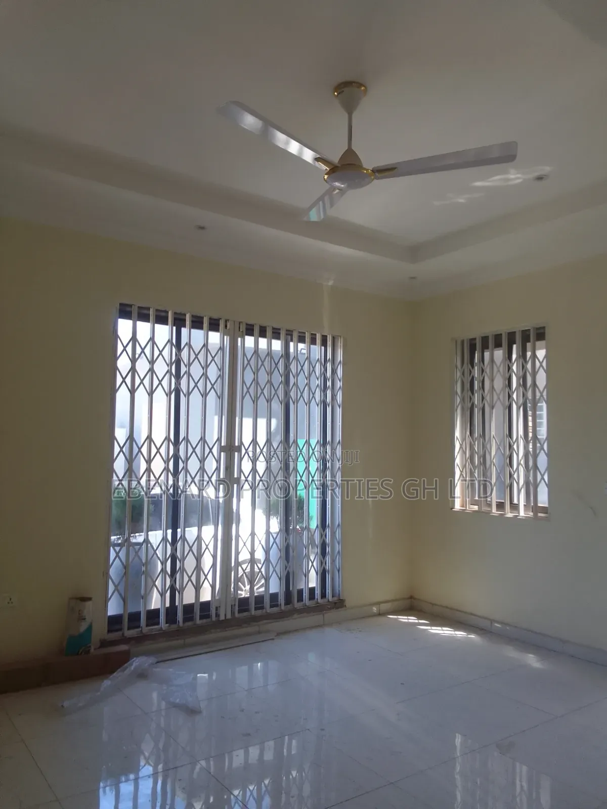 2bdrm Apartment in Ebenard Properties, Baatsona Total for rent