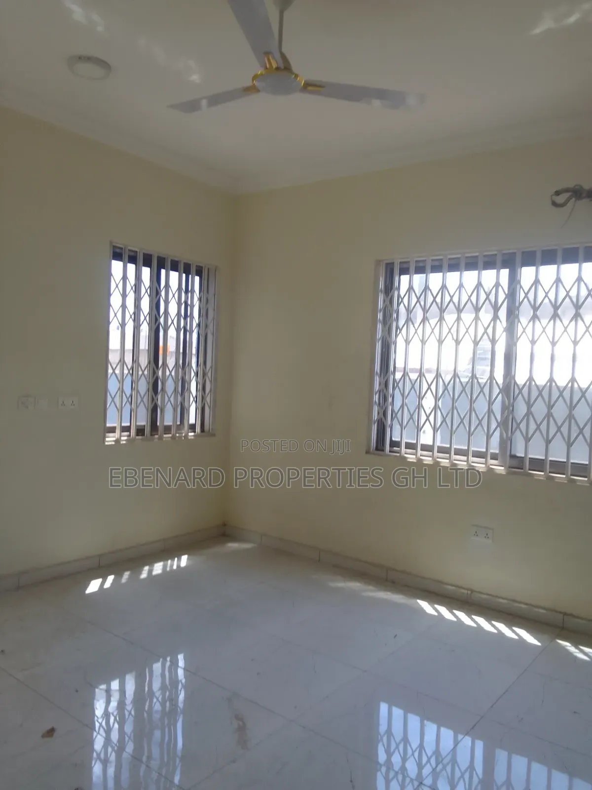 2bdrm Apartment in Ebenard Properties, Baatsona Total for rent