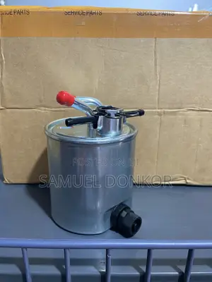Nissan Diesel Fuel Filter (16400-Ec00a)