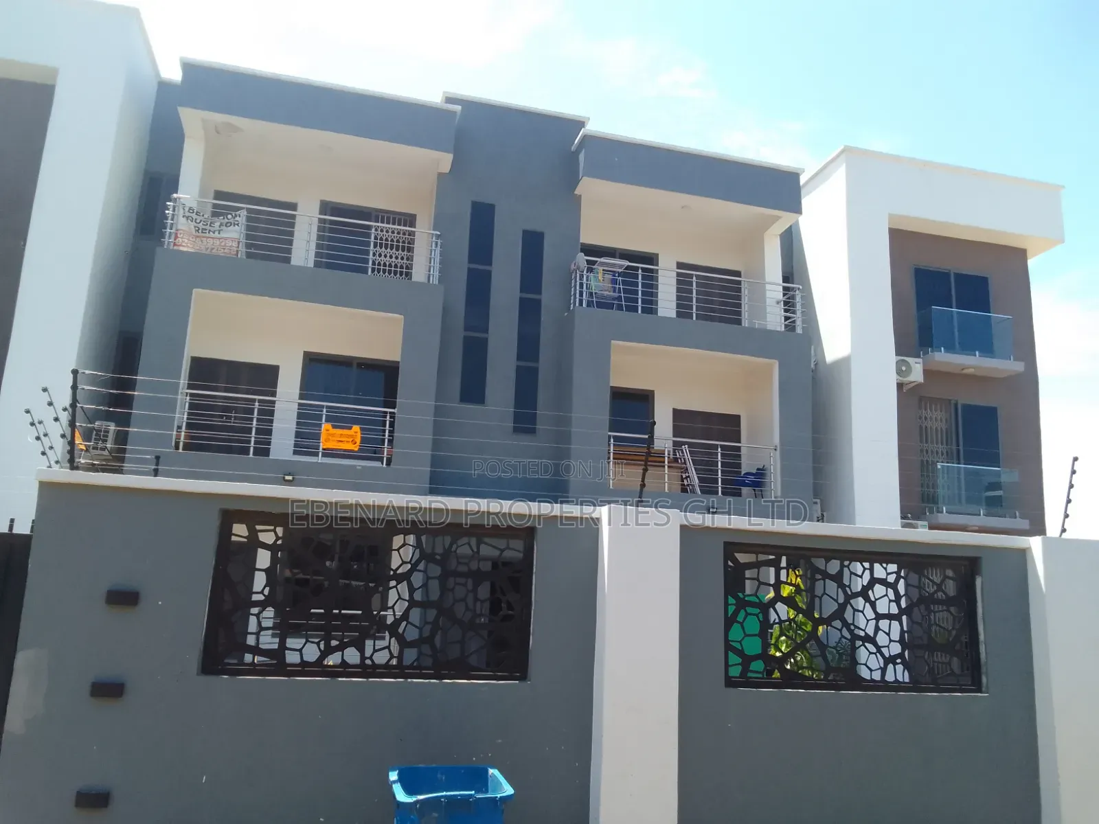 2bdrm Apartment in Ebenard Properties, Baatsona Total for rent