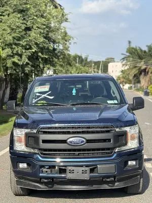 Ford F-150 XL 4x4 SuperCab Styleside 8 ft. box 163 in. WB 2018 Blue