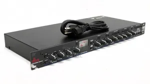DBX 1086 Mic Pre Processor - Compressor De-Esser Expander/Gate Limiter
