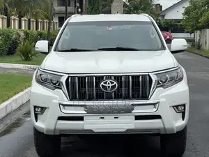 Toyota Land Cruiser Prado 2.7 2019 White