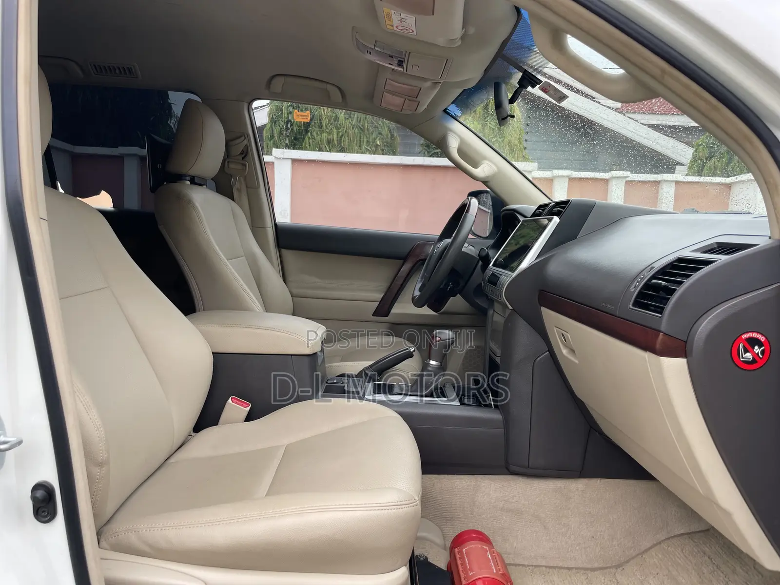 Toyota Land Cruiser Prado 2.7 2019 White
