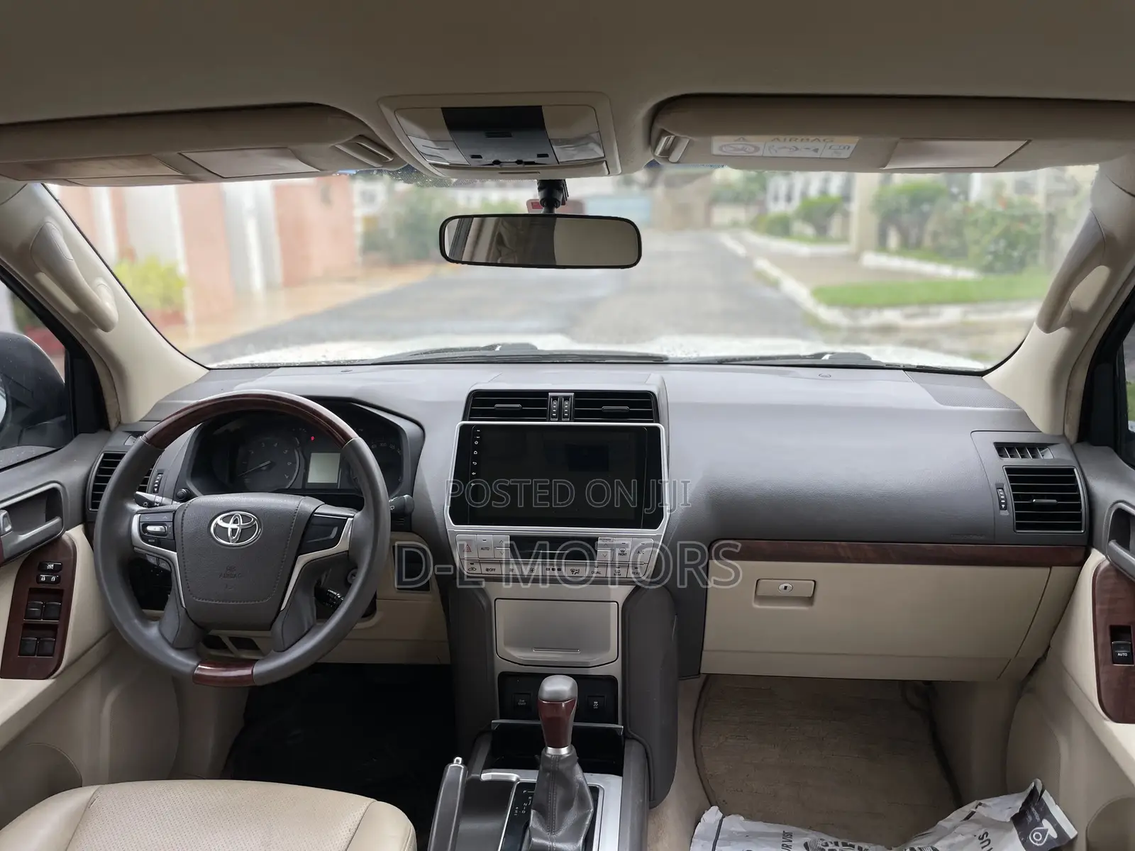 Toyota Land Cruiser Prado 2.7 2019 White