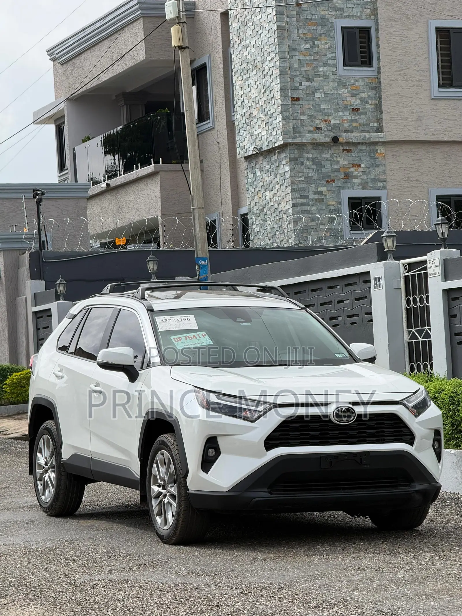 Toyota RAV4 2023 White