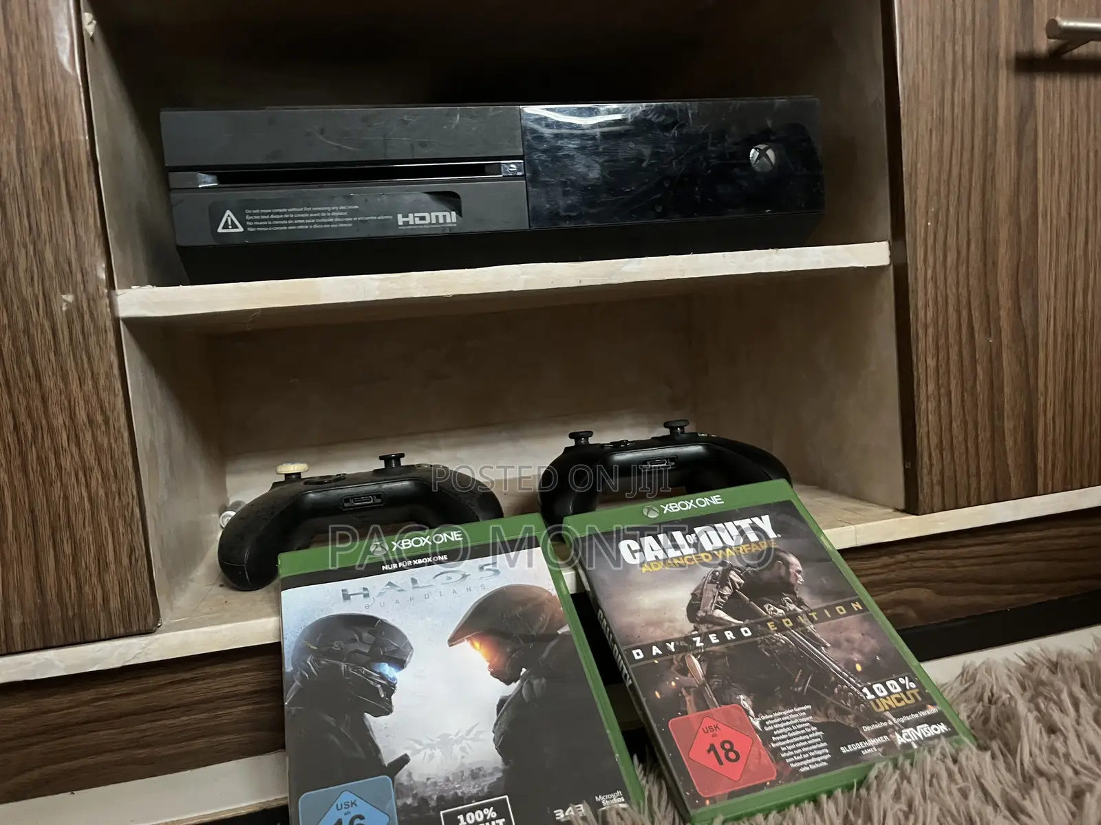 Xbox One 1 With Two Controllers and 6 Games