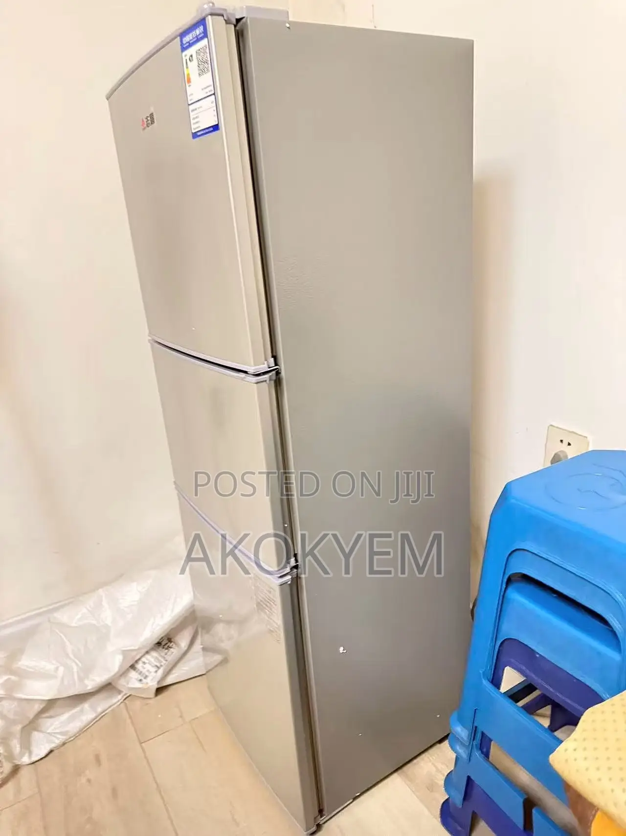 Fridge 140l