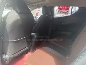 Toyota C-HR 2022 White