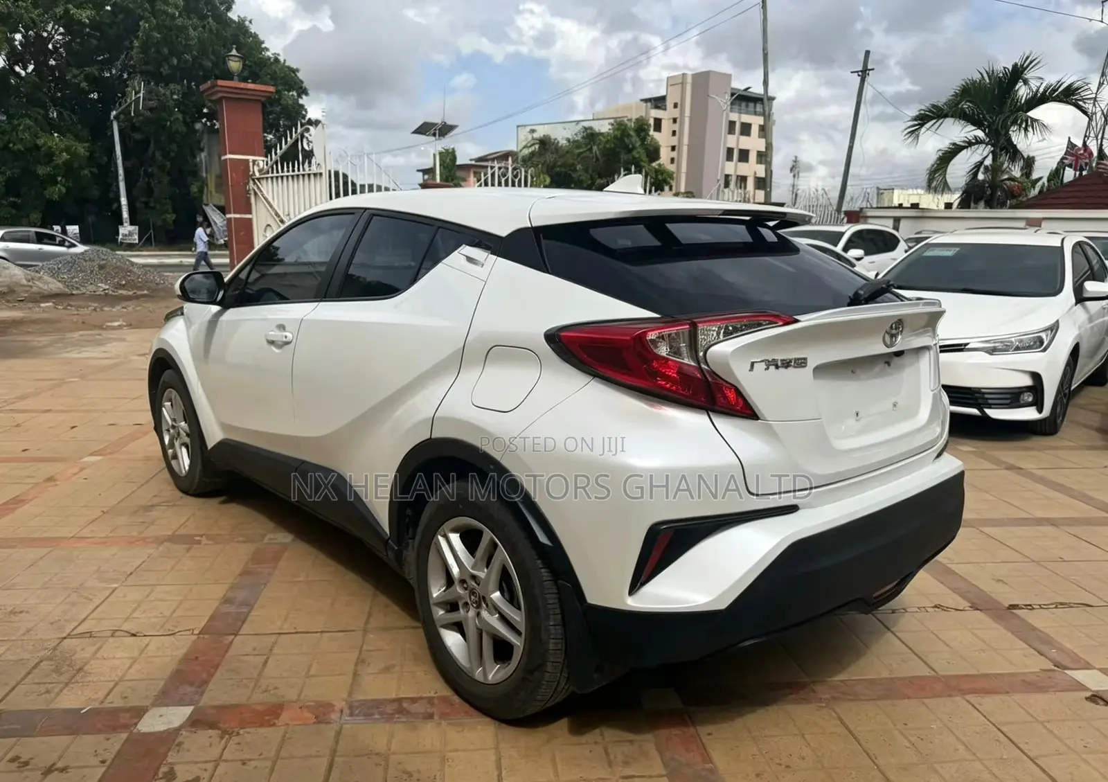 Toyota C-HR 2022 White