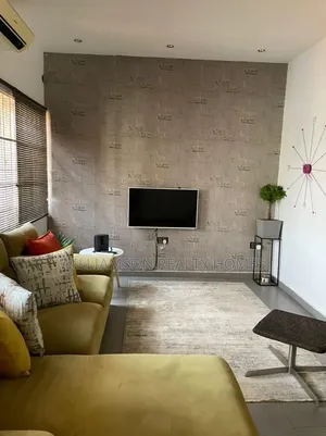 4bdrm House in Community 18 Area, Spintex for rent