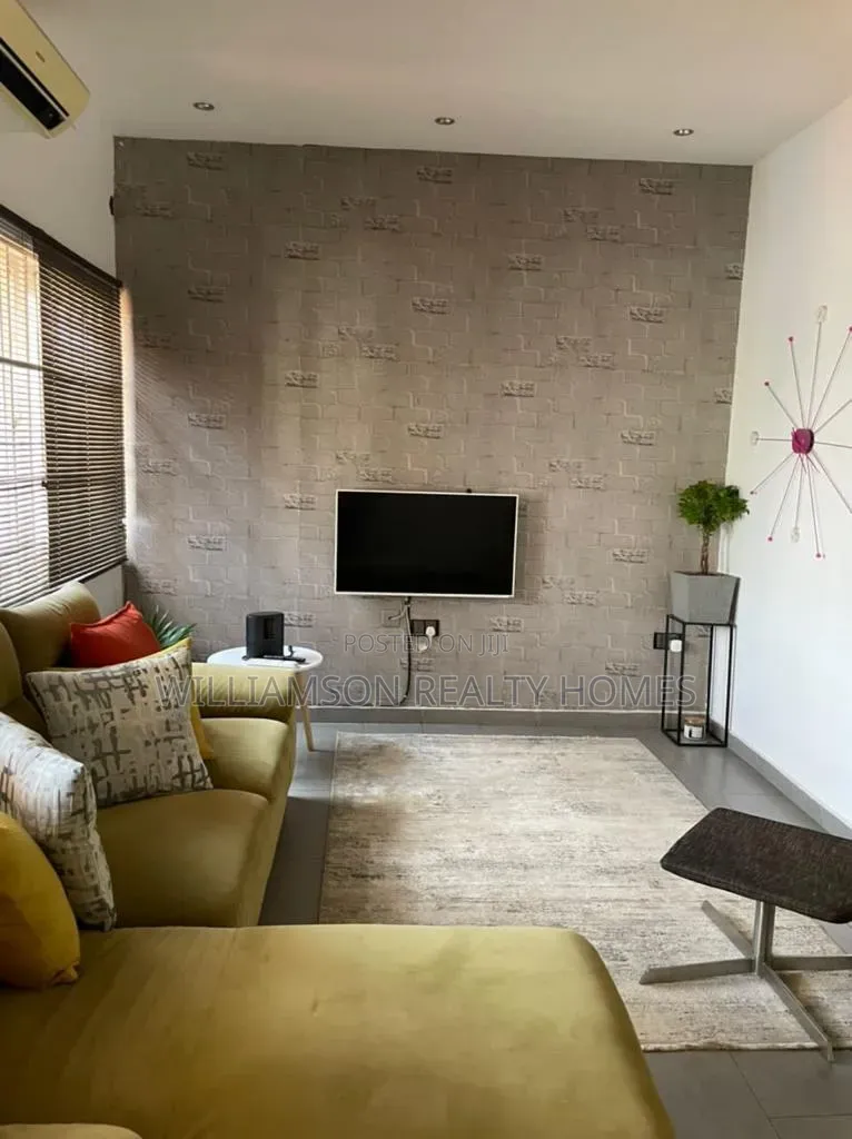 4bdrm House in Community 18 Area, Spintex for rent