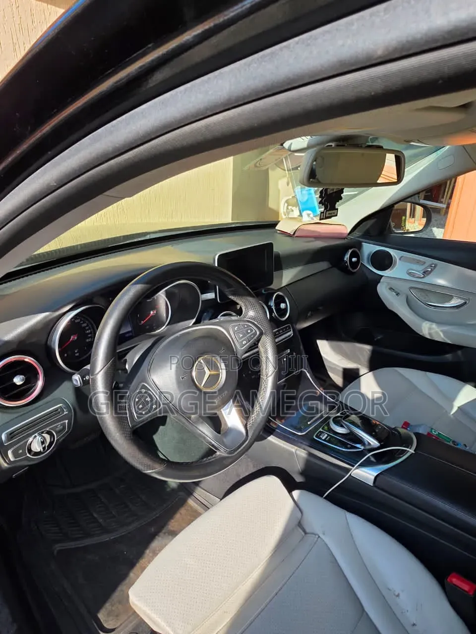 Mercedes-Benz C300 2016 Black