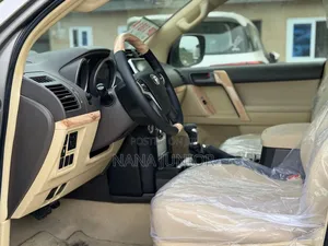 Toyota Land Cruiser Prado 2015 Brown