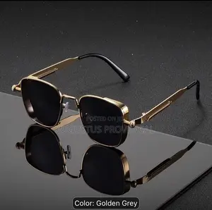 Streetstyle Fashion Shades