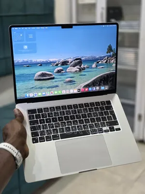 Laptop Apple MacBook Air 2024 M3 8GB Apple M3 SSD 256GB