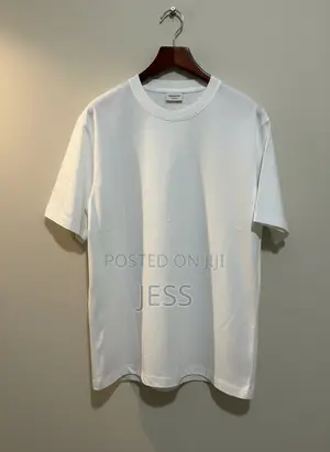 250 Gram Heavy Cotton Plain T Shirt in Black and White