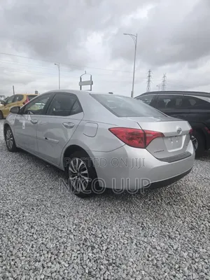 Toyota Corolla 2019 Silver