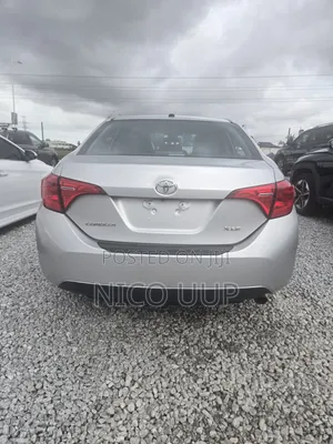 Toyota Corolla 2019 Silver