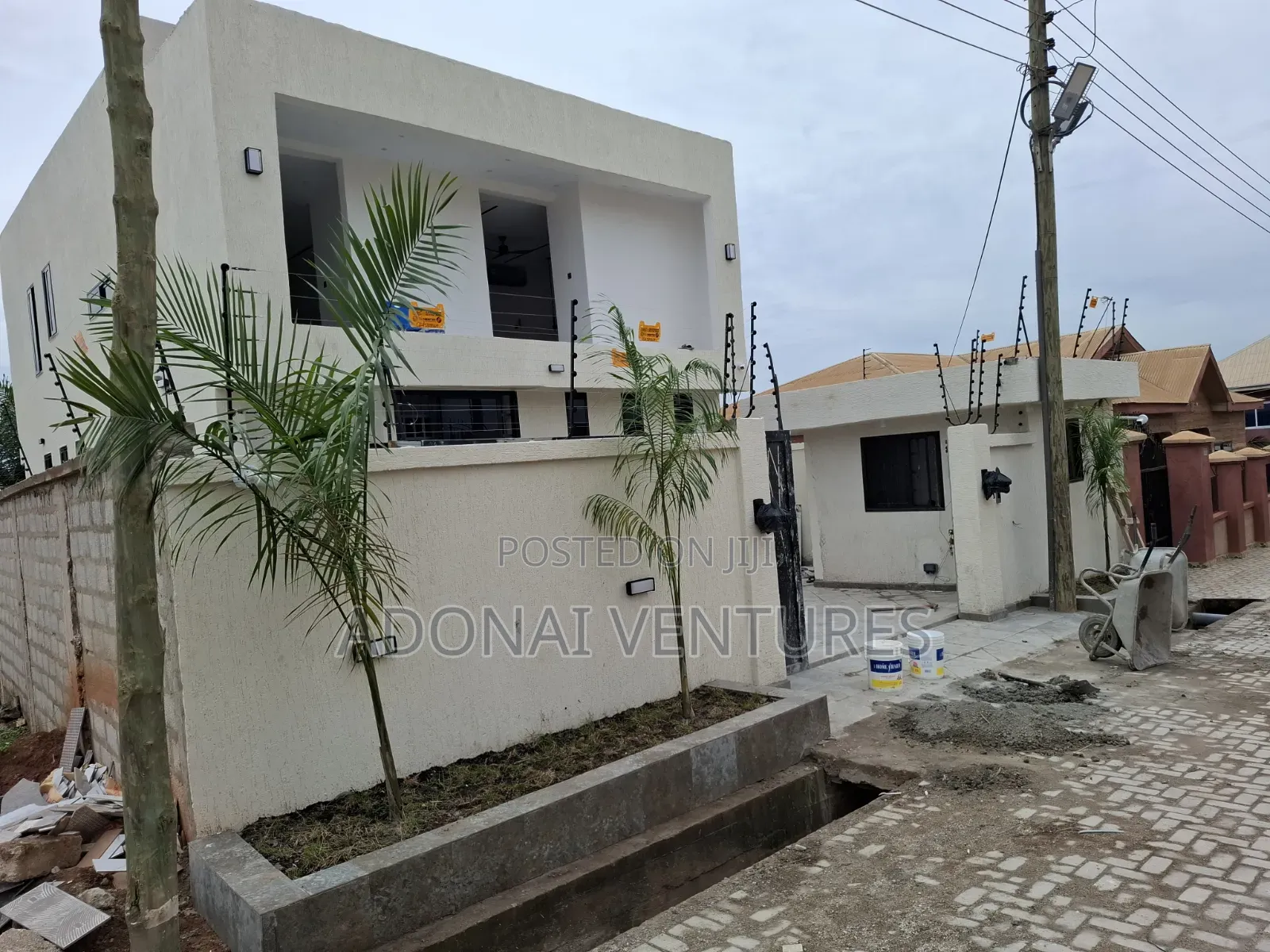 Half Plot of Land for Sale in Atasomanso