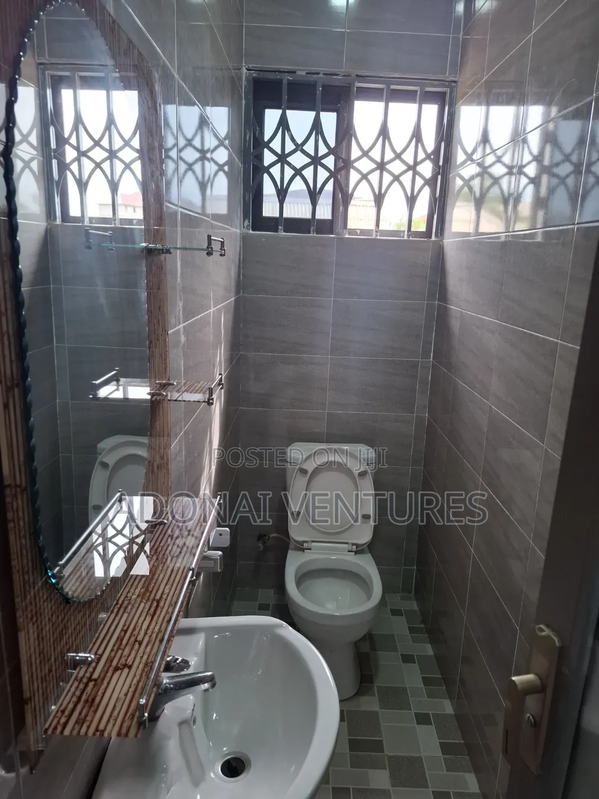 3bdrm Apartment in Ahodwo Daban, Kumasi Metropolitan for rent