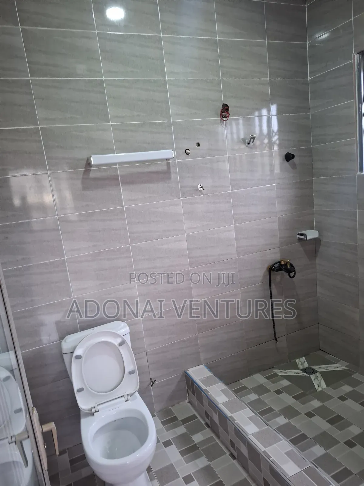 3bdrm Apartment in Ahodwo Daban, Kumasi Metropolitan for rent