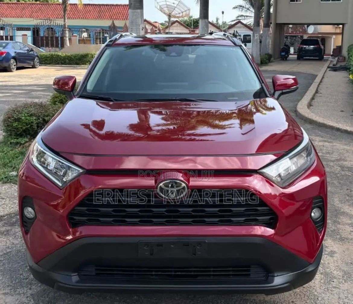 Toyota RAV4 2019 Burgundy