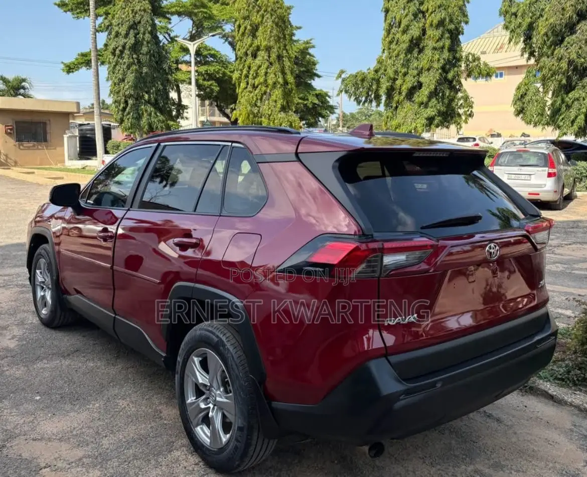 Toyota RAV4 2019 Burgundy