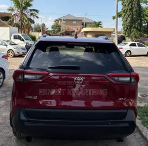 Toyota RAV4 2019 Burgundy