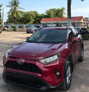Toyota RAV4 2019 Burgundy