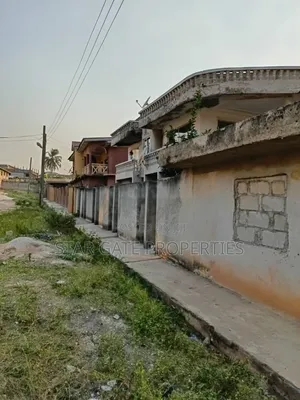 6bdrm House in Kumasi Airport Dvla for sale