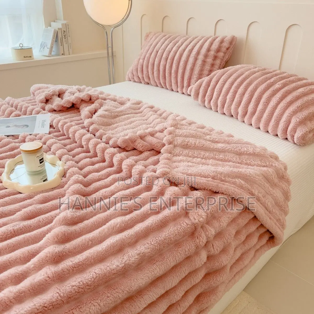 Blanket With 2 Pillows Case