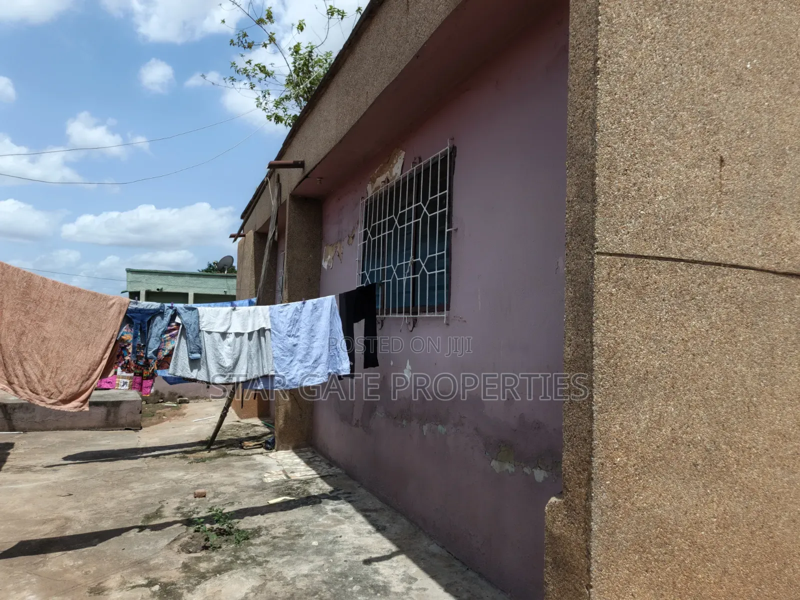 5bdrm House in Buokrom, Kumasi Metropolitan for sale