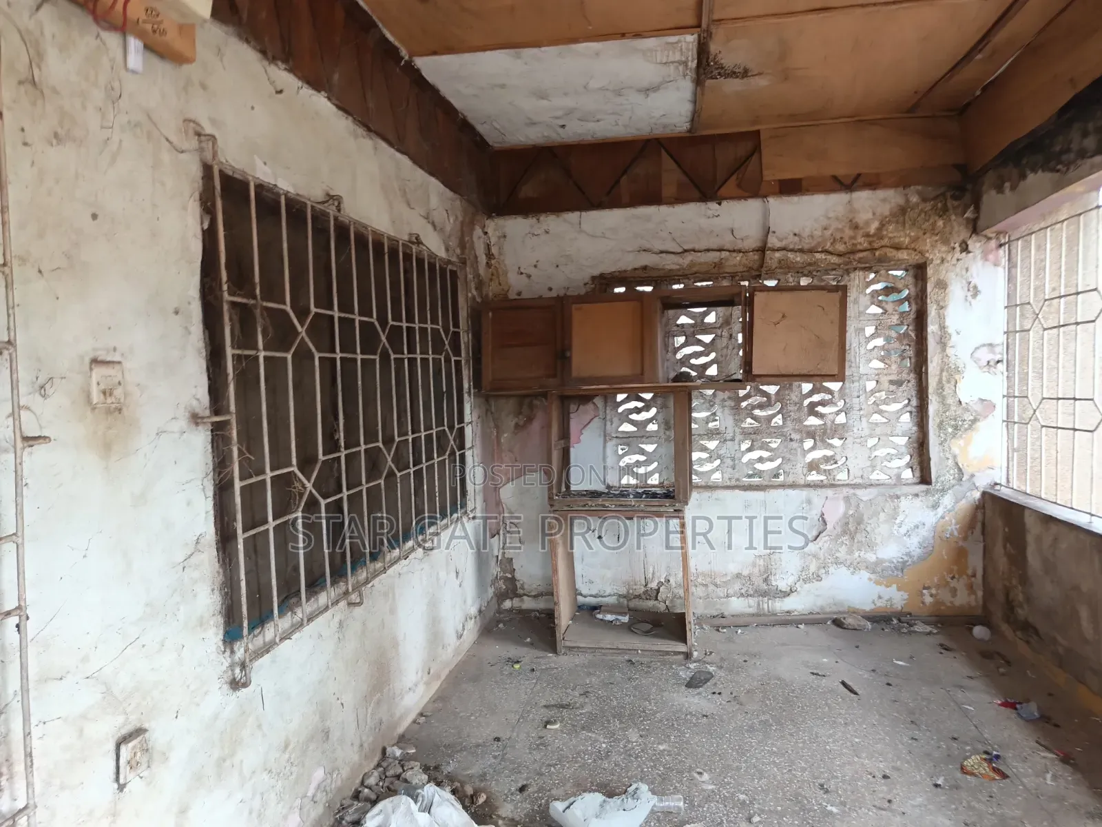 5bdrm House in Buokrom, Kumasi Metropolitan for sale
